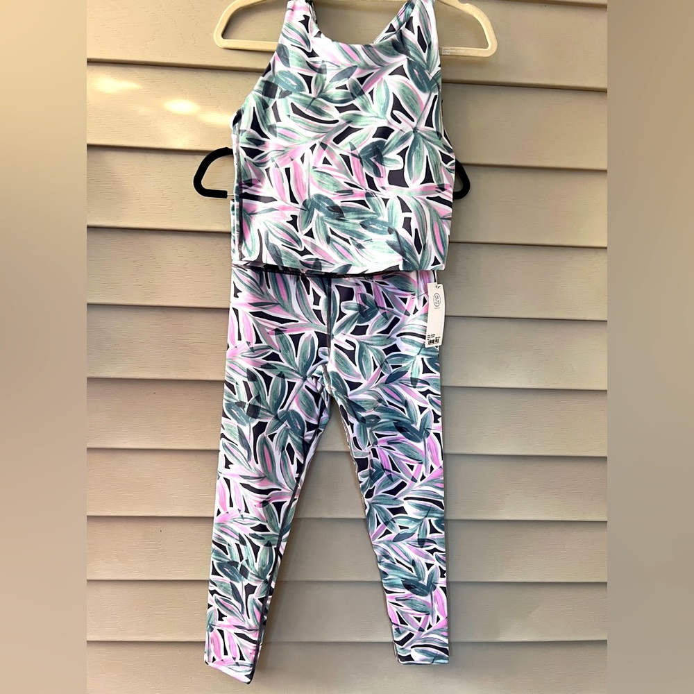 Leaf Print Tank and Leggings Set size M